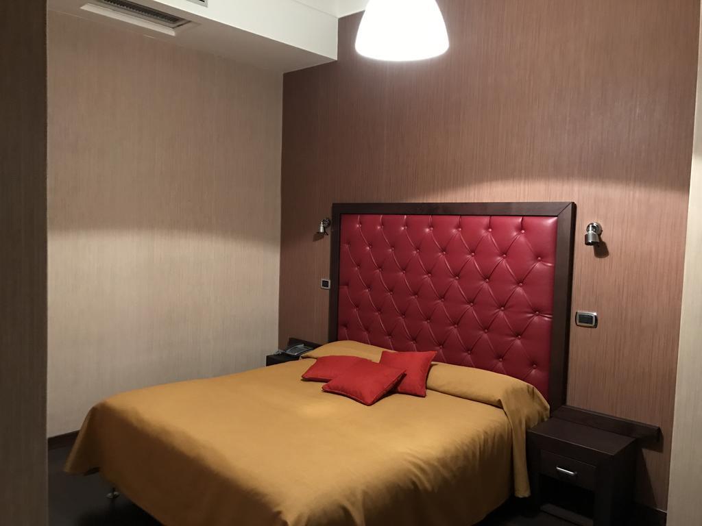 丰塔纳德尔雷酒店 亚力诺伊皮诺 外观 照片
